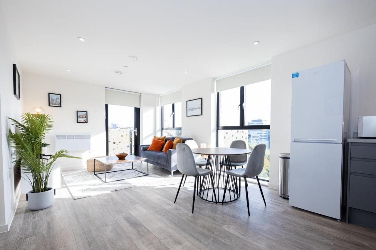 Guestready - A Modern Getaway In Vauxhall Liverpool Bagian luar foto